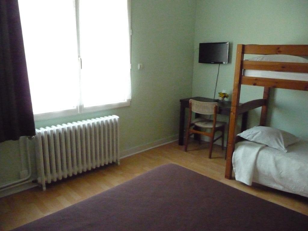 Hotel De La Gare Périgueux Стая снимка